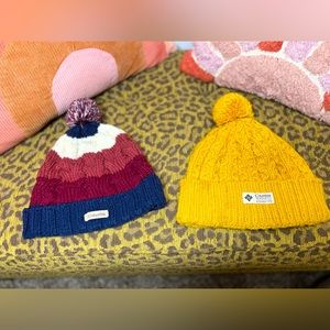 Set Of 2 Columbia Winter Pom Beanies